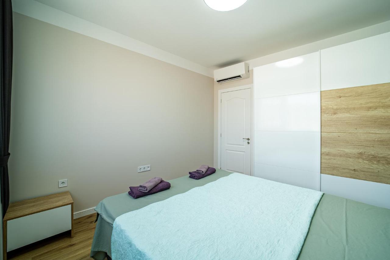 Sky Academic Apartment Varna ภายนอก รูปภาพ
