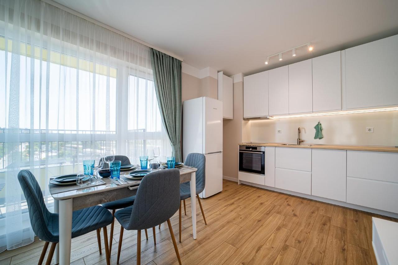 Sky Academic Apartment Varna ภายนอก รูปภาพ